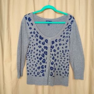 American Eagle gray & blue leopard print button front cotton cardigan
